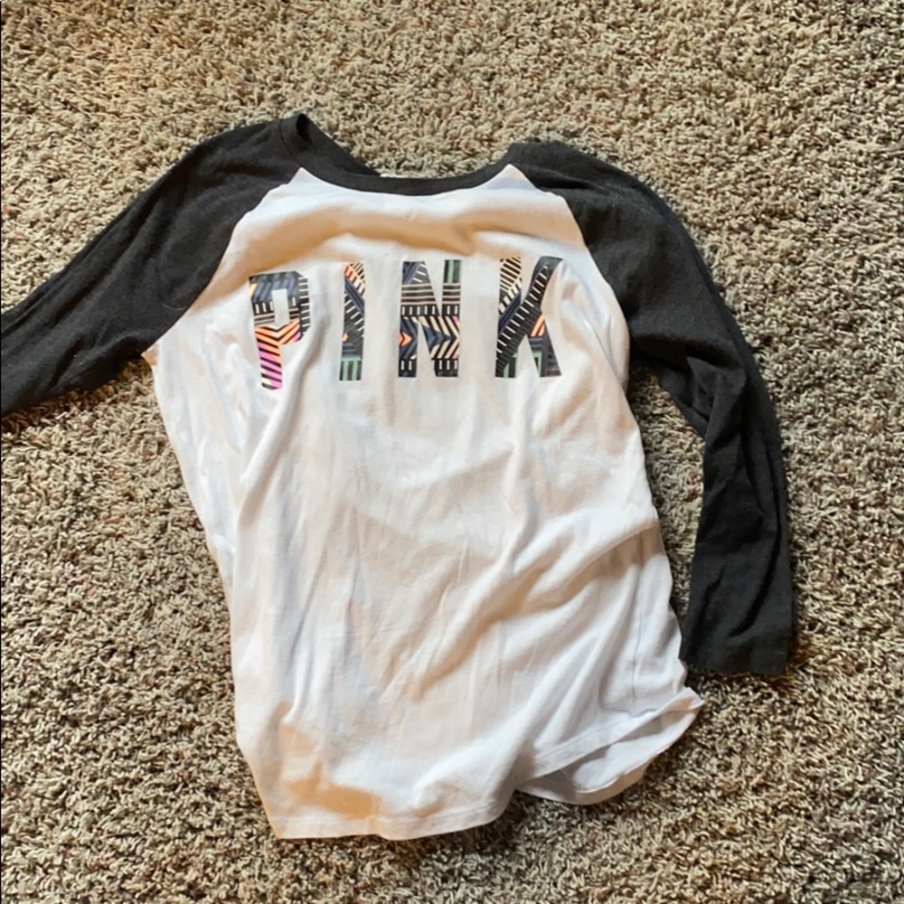 Vs pink quarter-sleeve shirt